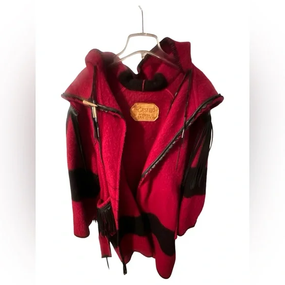 Early’s Witney Point Castillo Designs Santa Fe Hooded Wool Fringe Coat - Picture 4 of 10